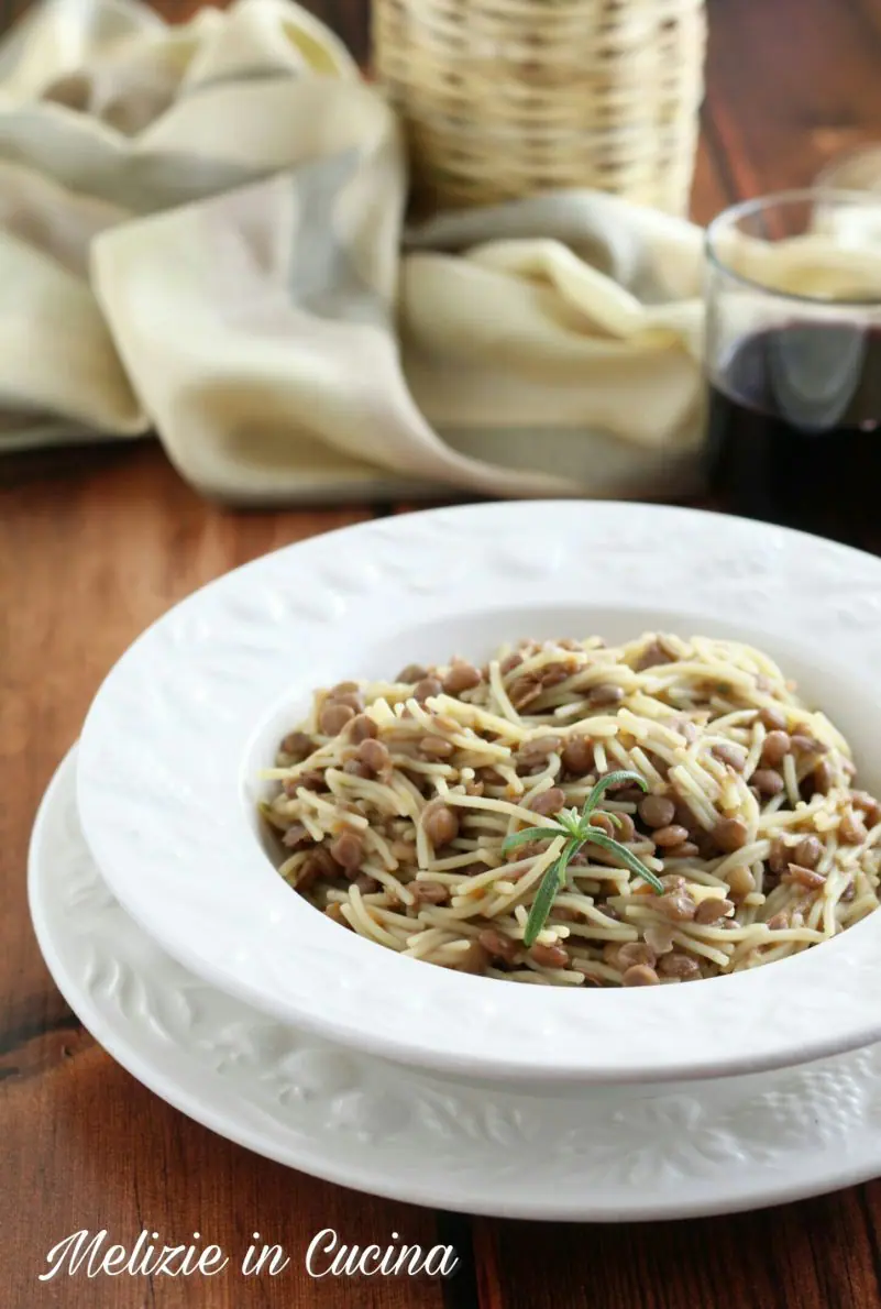 Pasta e lenticchie comfort food tradizionale - Melizie in Cucina
