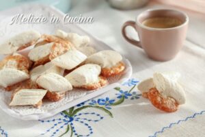 Biscotti ossa di morto catanesi