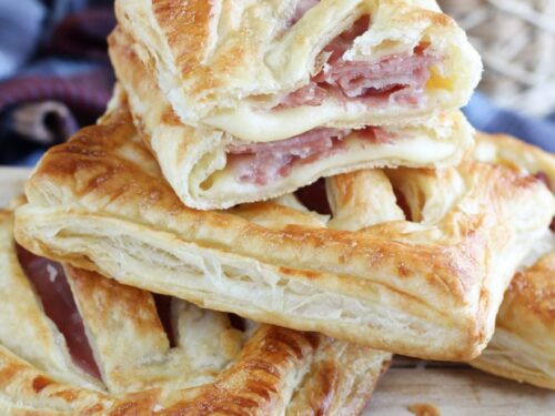 Melizie in Cucina - Rustici di Pasta Sfoglia a forma di Cuore, ricetta  semplice per un centro tavola 'commestibile' bello da vedere, S. Valentino  si avvicina. Provatelo anche voi ;) Ricetta con